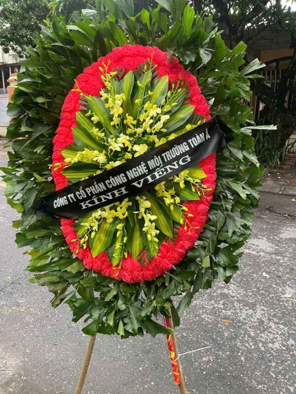 Vòng hoa nhà tang lễ Cầu Giấy