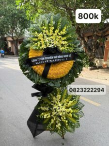 đặt vòng hoa tang lễ