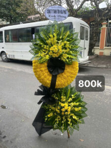 vòng hoa nhà tang lễ cầu giấy